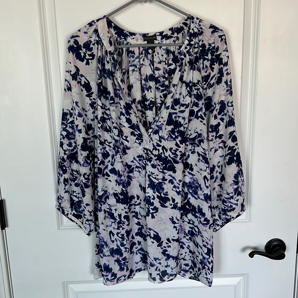 Paraphrase Women’s Blouse.